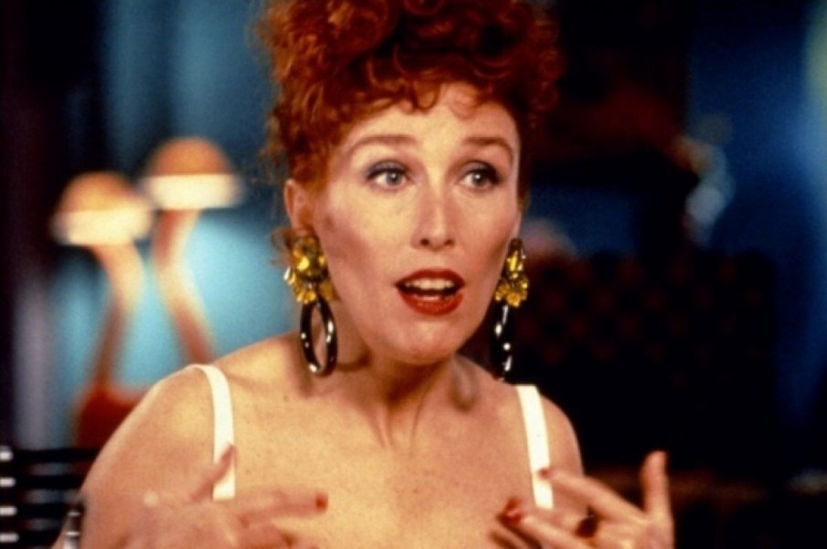 Самоуби се звезда от испанската комедия Новите съседи