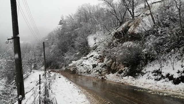 Най-рано след седмица започва ремонтът на пътя за Триград