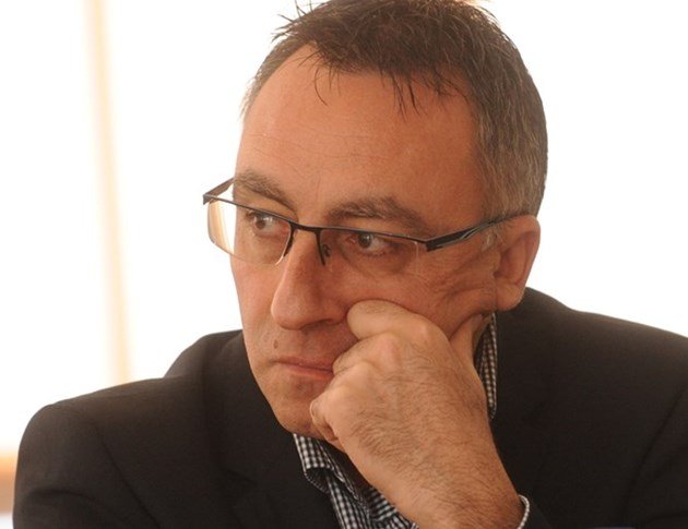 Учителите чакат ново повишение на заплатите