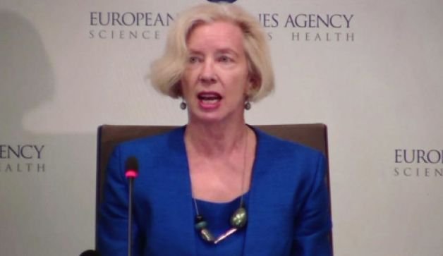 Емер Кук от EMA: COVID - ваксините показват ясен спад на ефективността си срещу Омикрон