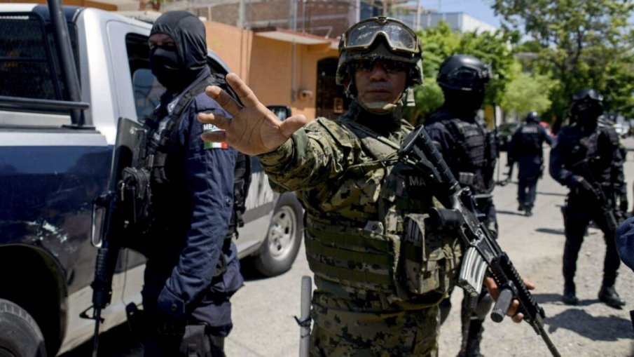 Съд в щата Чиапас, Южно Мексико, осъди двама армейски офицери