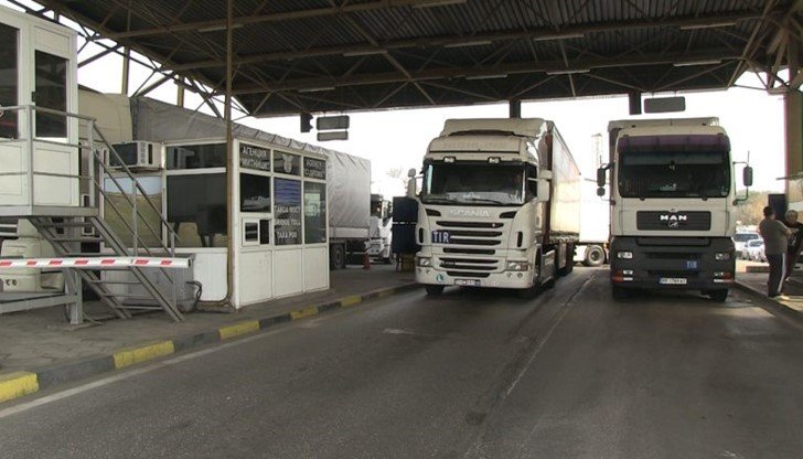 ОТ ПОСЛЕДНИТЕ МИНУТИ: Румъния въведе допълнителни облекчения за шофьорите