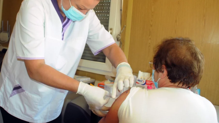 Япония разработва ваксина за доживотен имунитет срещу коронавирус