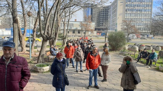 Пловдивчани побързаха да се ваксинират, уплашени от навлезлия у нас
