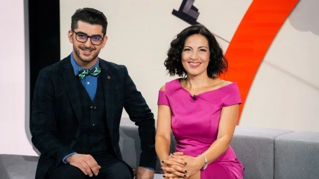 ИМА ЛИ ИНТРИГА? Деси Стоянова в Италия с гаджето на шефа (СНИМКИ)