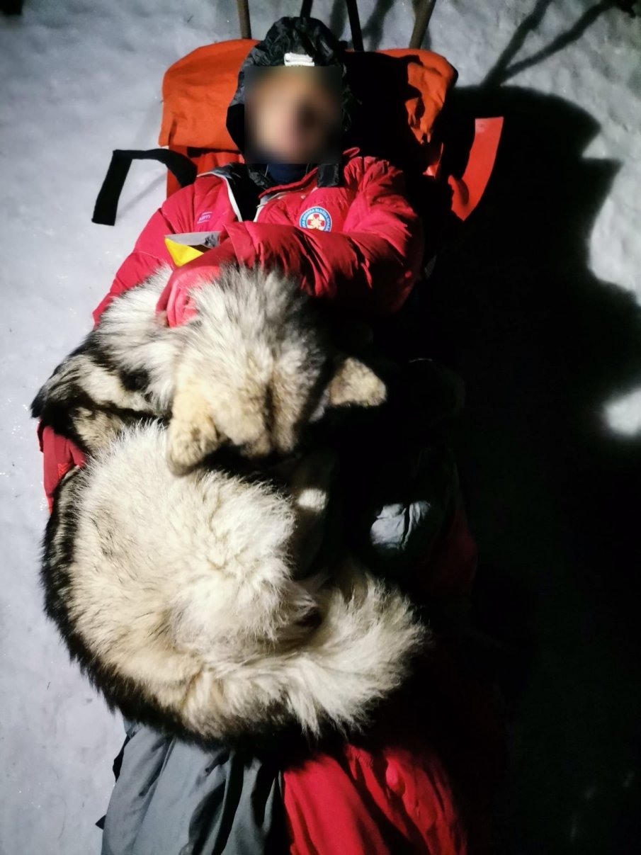 Хърватин и кучето му паднаха от 150-метров склон в планинския
