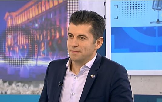 Всеки българин до нива баба и дядо има село. Аз