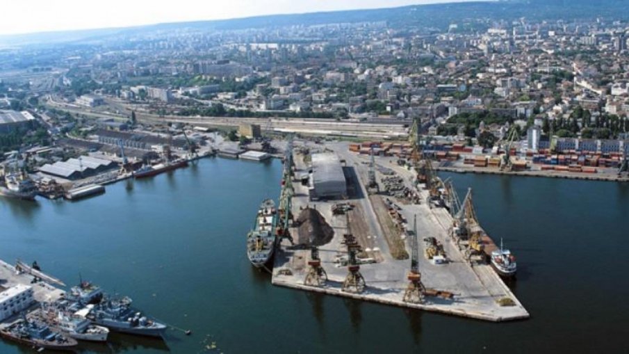 Изпълнителна агенция „Морска администрация“ Варна е получила сигнал за инцидент