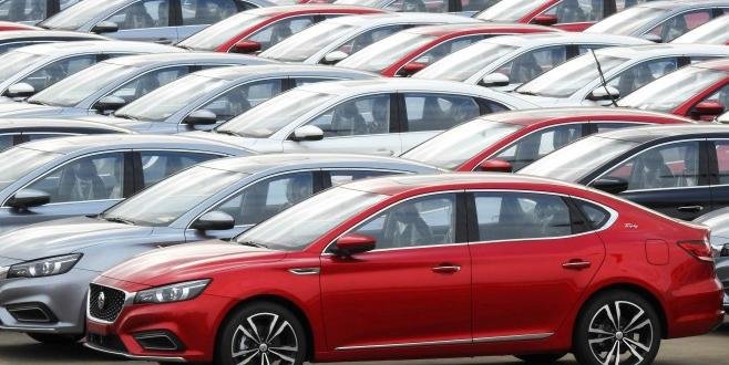 Продажбите на автомобили в ЕС са скочили с 10%, при електромобилите няма промяна