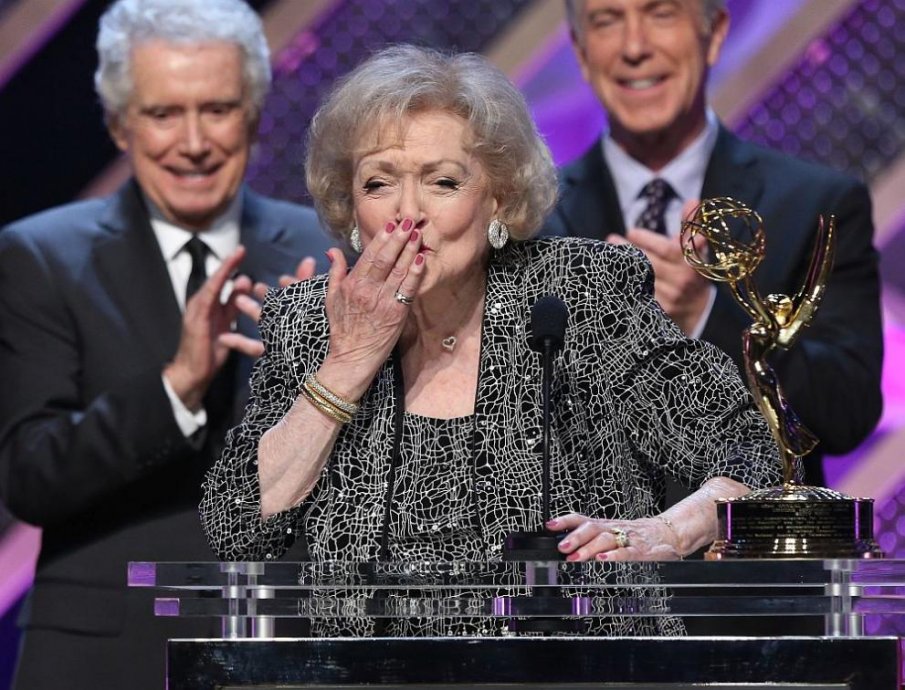 Отиде си комедийната актриса Бети Уайт