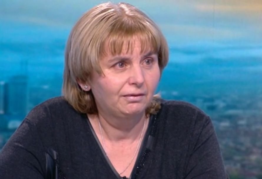 Жената, прегазена от дрогиран шофьор в Самоков: Видях го да шофира отново с отнета книжка