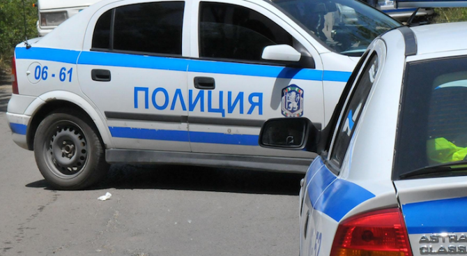 Пиян водач е бил задържан от полицаи в град Стамболийски.
