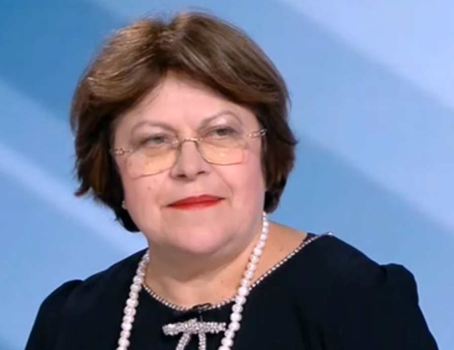 Татяна Дончева: Слави Трифонов създава проблеми с позицията си за Северна Македония, а правителството Петков има кадрови дефицит