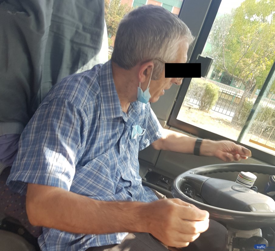 Шофьор на рейс от градския транспорт в Пловдив отърва глоба