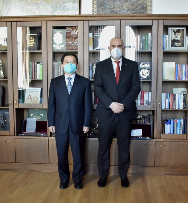 Главният прокурор Иван Гешев се срещна с посланика на Китай (СНИМКИ)