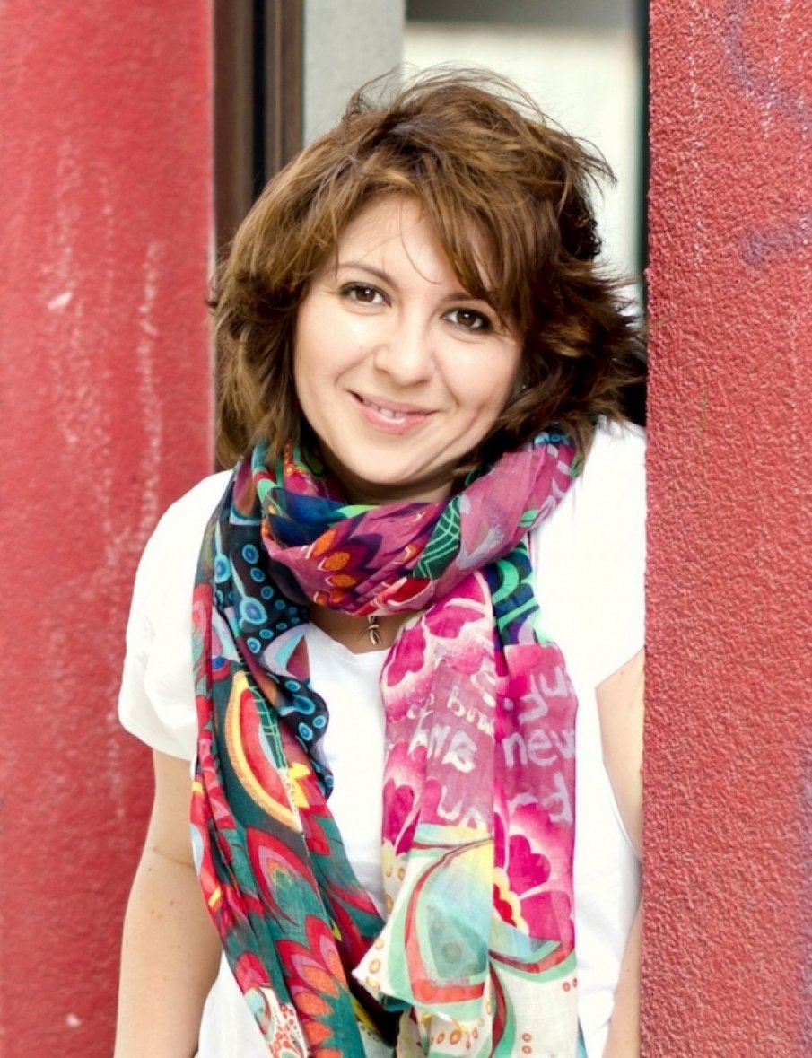 Точат пари от фалшив профил на Богдана Трифонова