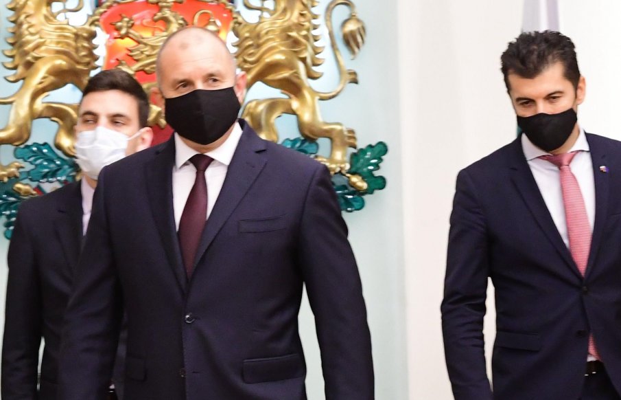 Сериозна метаморфоза е претърпял президентът на България Румен през последната