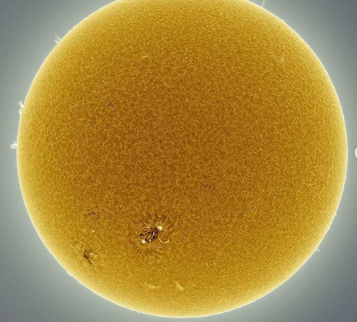 Тъмна плазма от Слънцето носи магнитна буря на 17 и 18 август