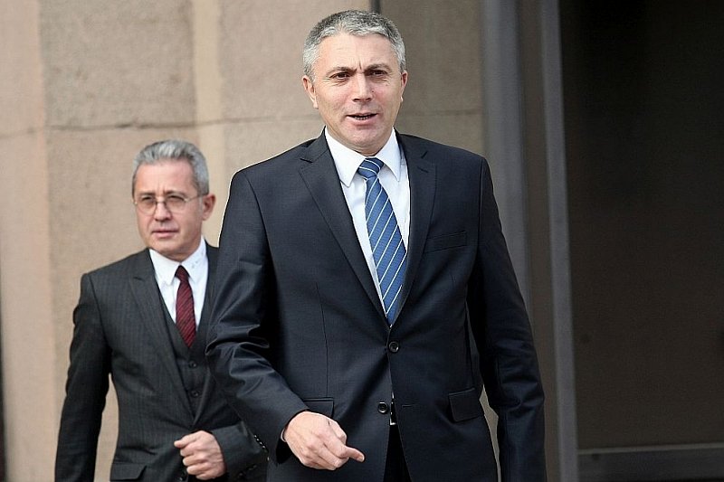 Карадайъ, Пеевски и Цонев сезират ДАНС за твърдения за заплахи срещу журналист