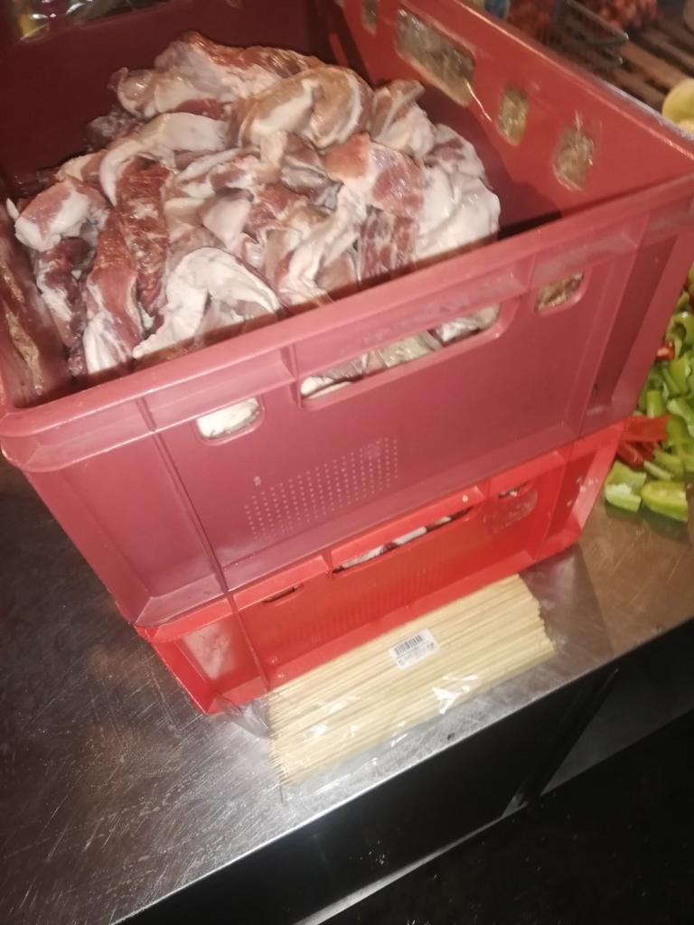 БАБХ прати за унищожаване 17 тона негодни храни