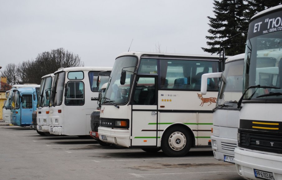 Превозвачи: Билетчето за автобуса трябва да е 3 лв., за да е рентабилно