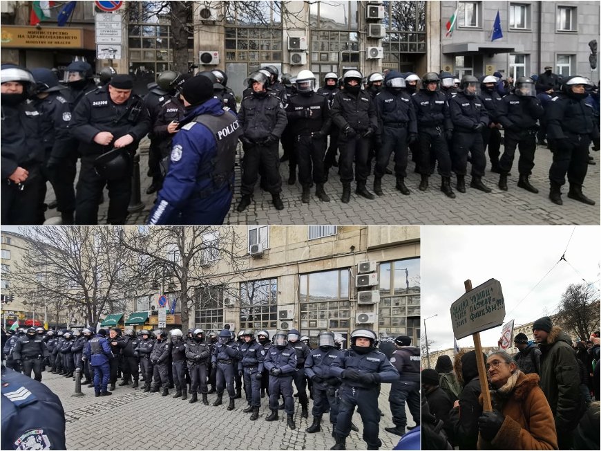 ИЗВЪНРЕДНО В ПИК TV! Протестът срещу сертификатите и властта се премести пред здравното министерство - тежко въоръжени полицаи вардят ведомството (ВИДЕО/СНИМКИ)
