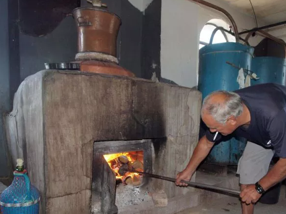 Двойно поскъпна и приготвянето на домашна ракия