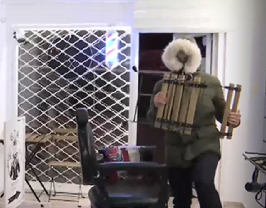 Маскирани потрошиха фризьорски салон в София