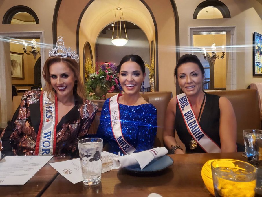 COVID-19 оряза наполовина конкуренцията на нашата Адриана за короната Мисис Свят (ВИДЕО)