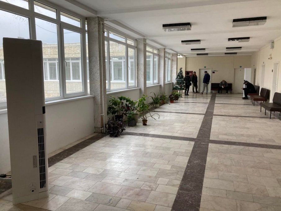 Откриват реновирания медицински център в Червен бряг