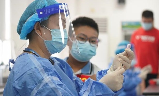 Терапия на отчаянието при COVID-19 - грешките при лечението може да са фатални