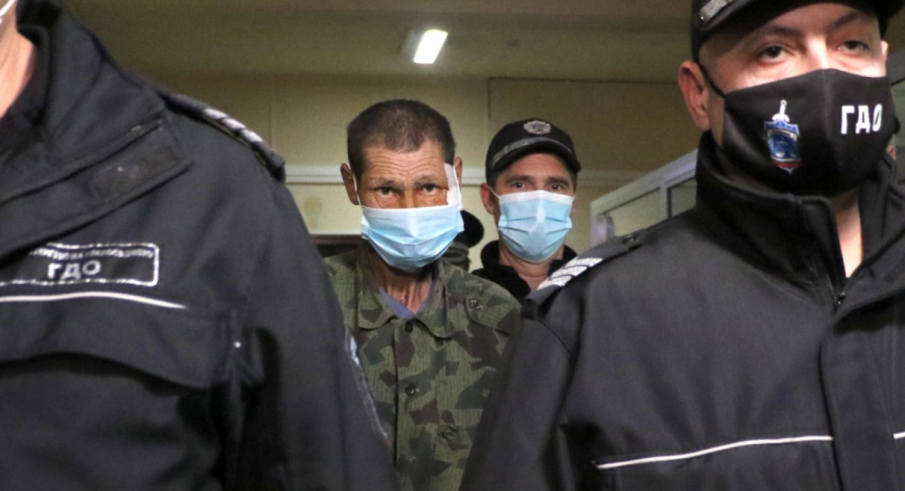 Изправят на подсъдимата скамейка стрелеца беглец от Сърница