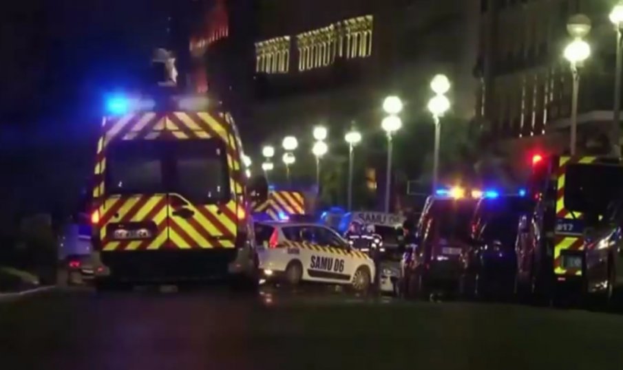 Полицията бе въвлечена в престрелка в Ница. В рамките на