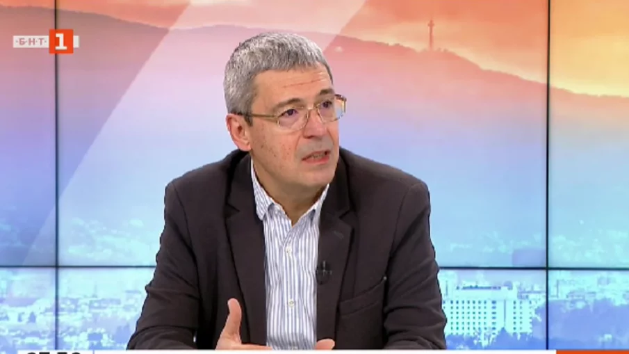 Проф. Илко Гетов: Ще има обновена COVID ваксина, която да се поставя веднъж годишно