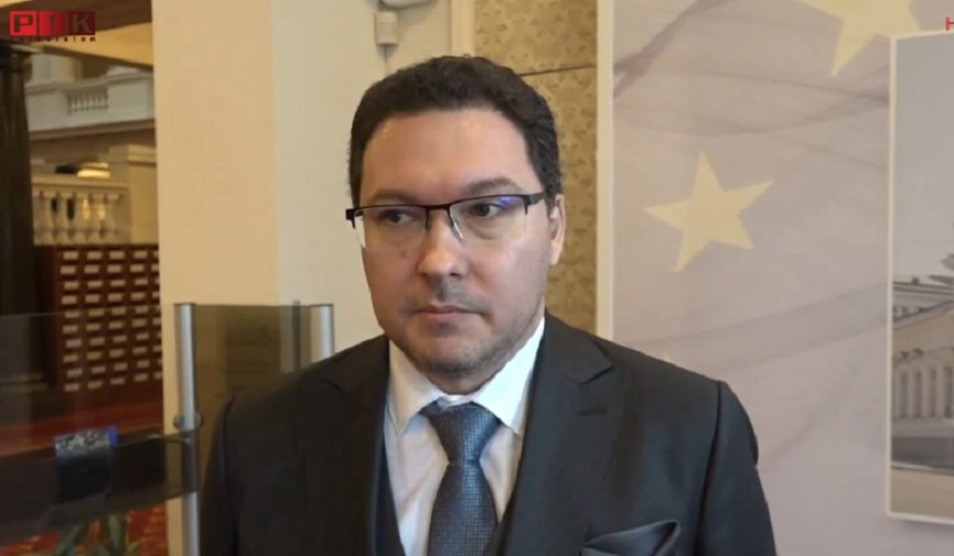 Даниел Митов предлага: Тежки санкции, така че нито един руски бандит да не може да си навести имотите на Лазурния бряг