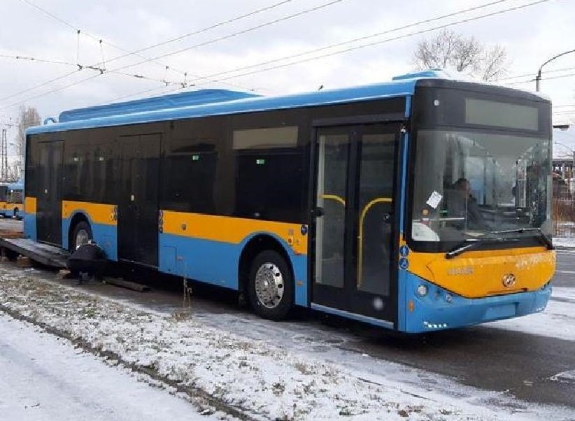 Пътници сигнализират за студ в новите елекробуси от градския транспорт