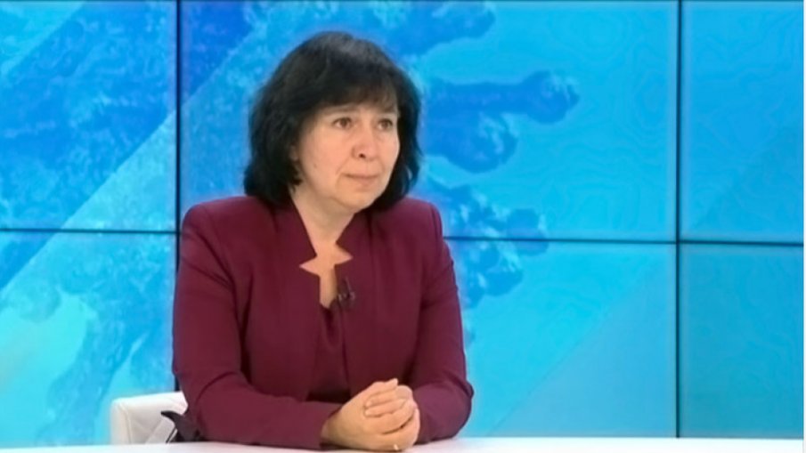 Проф. Пенка Петрова от БАН с мрачна прогноза: От вторник-сряда - по 15 000 заразени на ден