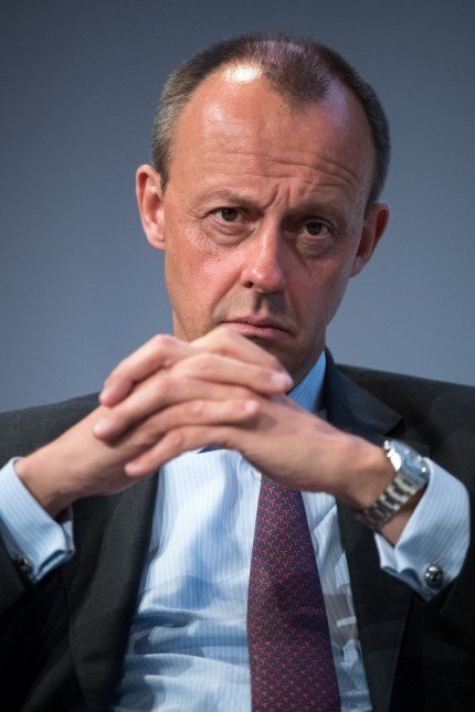 Лидерът на ХДС разкритикува идеята за изключване на Русия от SWIFT