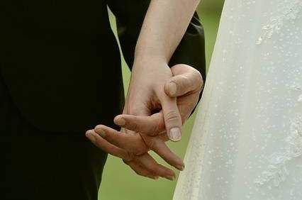 22 февруари ентусиазира влюбени за сватби