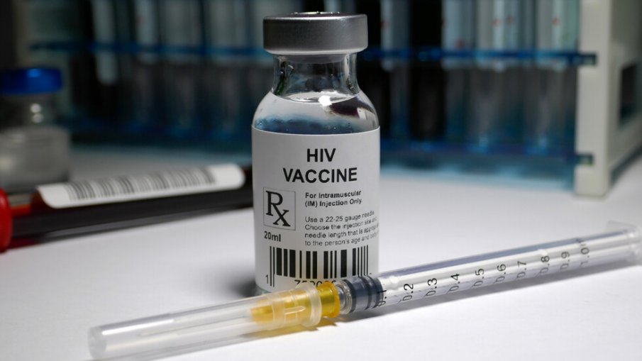 Учени започват клинични тествания върху хора на ваксина срещу ХИВ
