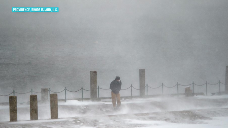 Над 75 милиона американци са засегнати от тежка зимна буря.