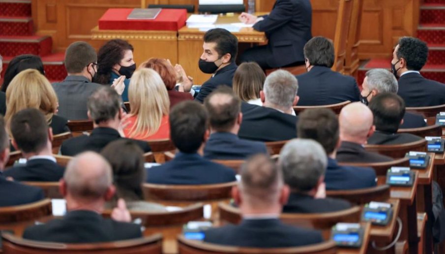 Вицепремиери и министри на парламентарен контрол