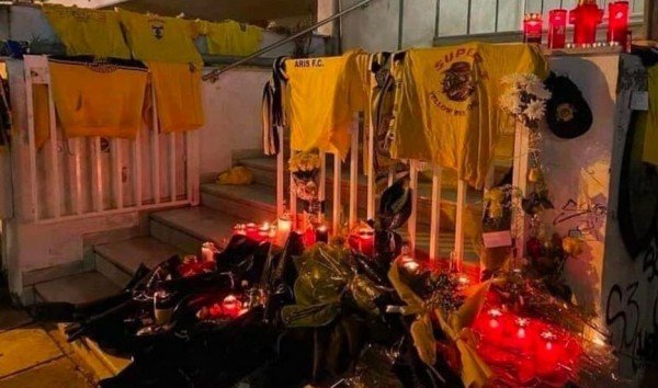 Феновете на Ботев (Пловдив) след убийството на футболен фен в Солун: Съболезнования! Пореден акт на страхливци, който отне още едно жълто-черно сърце