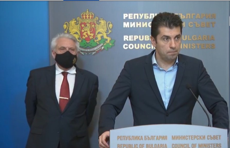 Бойко Рашков замаза гафа на Лена: Станала е грешка с протеста на МВР. За него няма данни за провокатори, а за този в сряда