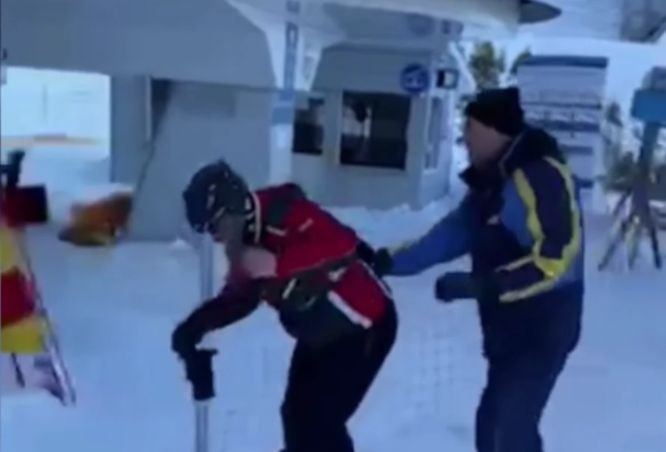 Бой на ски лифта в Банско