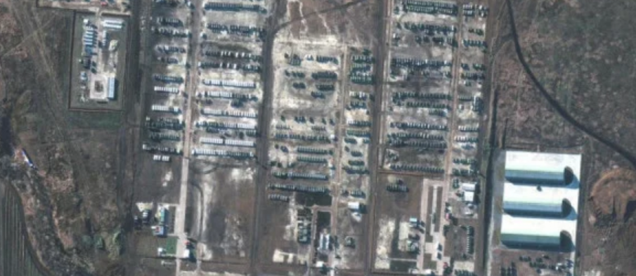 Американската технологична компания Maxar е направила нови сателитни снимки, които