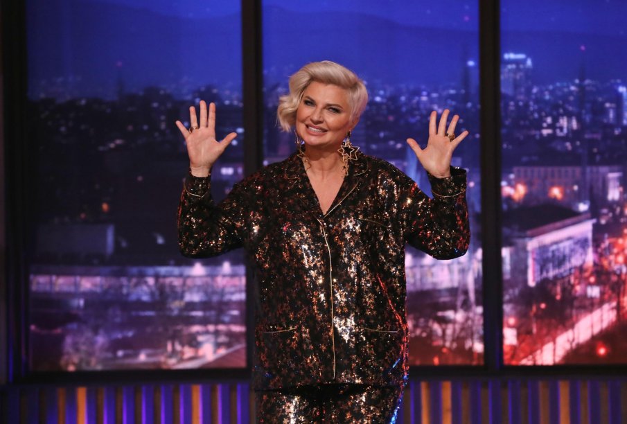 Силвена Роу цъфна по пижама с пайети при Цитиридис