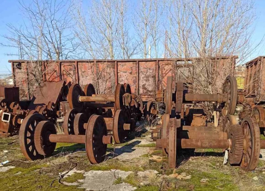 Крадец задигна 36 тона метали от БДЖ, продаде ги за скрап