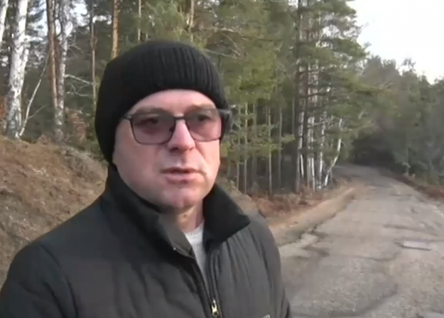 НЕСТАНДАРТЕН ПРОТЕСТ: Кмет на кърджалийско село си купи винетка с 3 кила монети