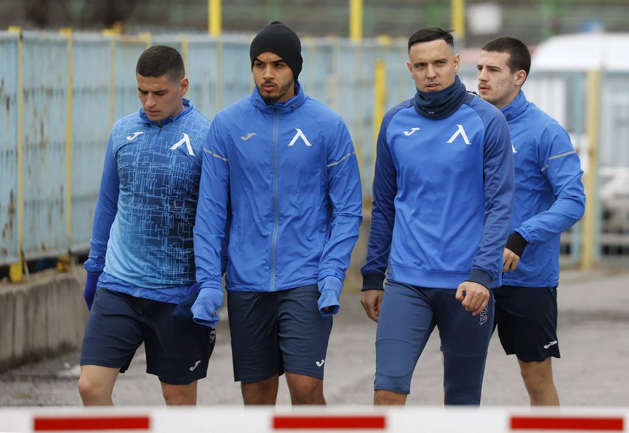 Левски стартира преговори с една от звездите си